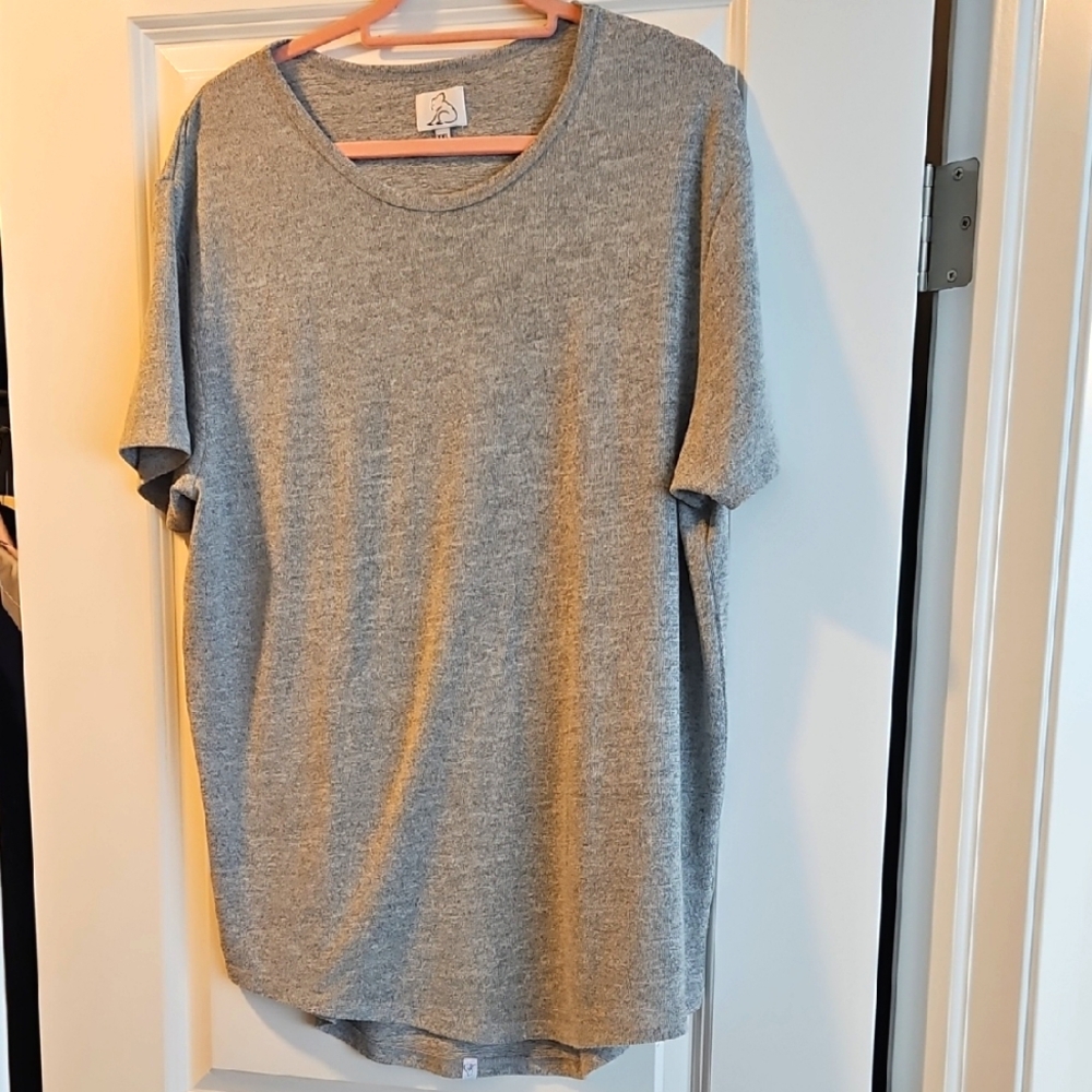 Gray Men's T-Shirt Kawala
